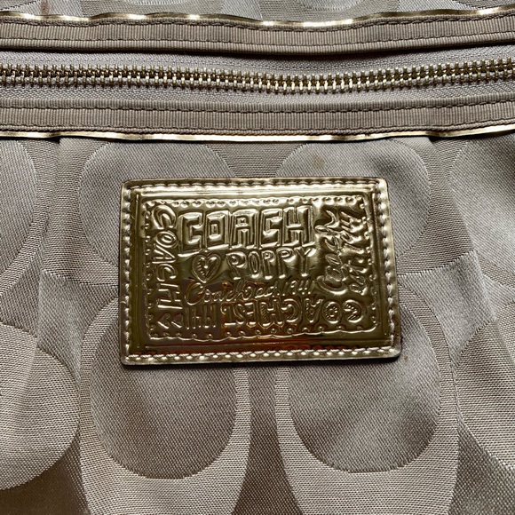 Coach | poppy crossbody - Picture 2 of 11